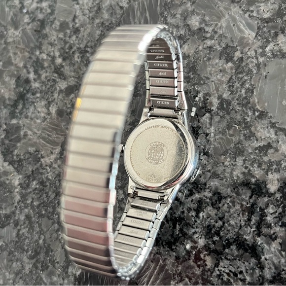 CITIZEN WATCH - Picture 2 of 6